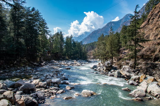 Buckle up your shoes to unfold the Magic of Manali trip in 3 days