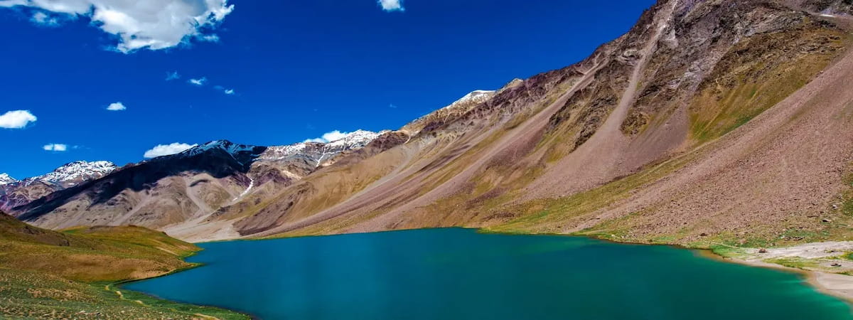 Chandratal Lake Travel Guide — Routes, Seasons, Camping & Pro Tips