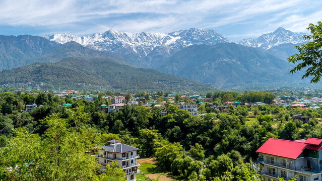 14 Top Places to Visit in July in India